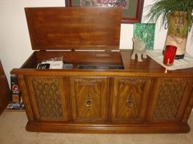 "MODIFIED" MID-CENTURY CONSOLE STEREO CABINET WITH KENWOOD & SONY ELECTRONICS - WORKS GREAT ! (SEE NEXT PICTURE)