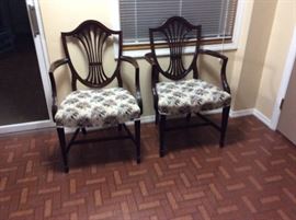 Captain chairs of dining room table 