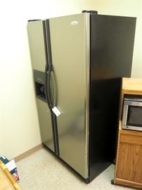 Whirlpool Side By Side Brushed Stainless Steel Refrigerator, Model ED5VHEXTL01