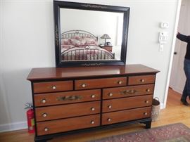 Part of 5 piece Hitchcock bedroom set