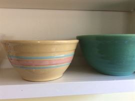 Retro pottery bowls