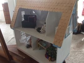 Contents of doll house