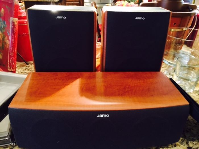 3 piece Jamo speaker set