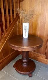 Antique Walnut Round Pedestal Table

