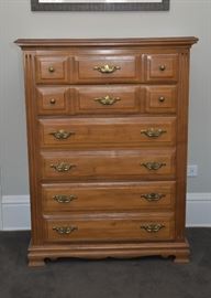 Vintage Chest of Drawers