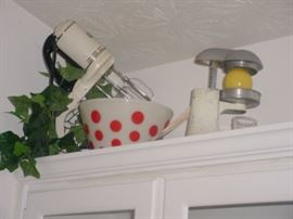 More old kitchen ware