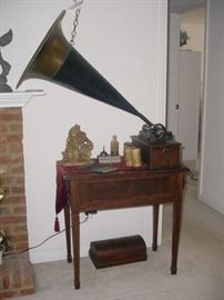 LARGE horn portable Victrola with cylinder recordings