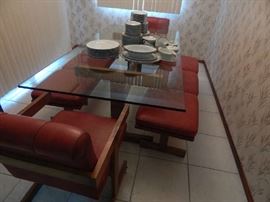 Incredible Retro Set.  The glass is so thick four of us could not carry it!  Perfect condition