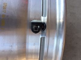 4 NEW GMC 20 inch  RIMS with sensor