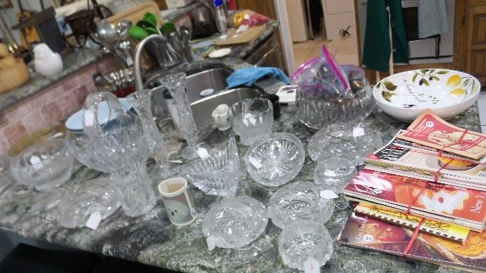 Crystal items, bowls, vases, trays, plates and platters