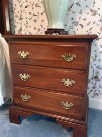 Pair of matching night stands 