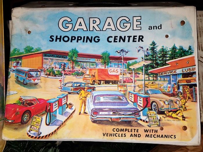 Vintage garage and shopping center playset