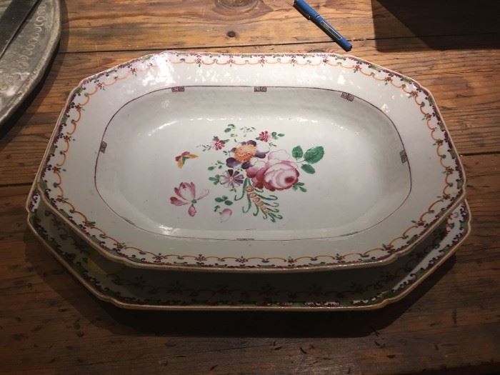 Gorgeous Chinese Export  shallow dish & tray / absolutely mint condition,  approx 12" x 15" 