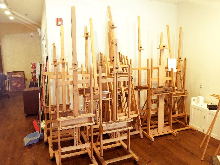 easels galore lightly used