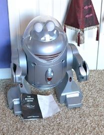 SHARPER IMAGE ROBOT