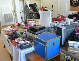 SOOOOO MUCH TO SEE IN THIS STUFFED GARAGE