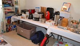 SMALL KITCHEN APPLIANCES