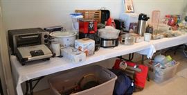 SMALL KITCHEN APPLIANCES