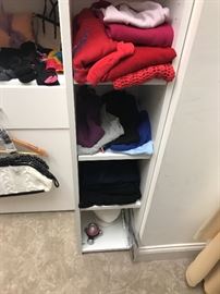 Upscale Womens Clothing ~ Size 2..4..6