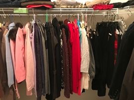 Upscale Womens Clothing ~ Size 2..4..6