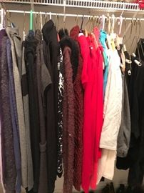 Upscale Womens Clothing ~ Size 2..4..6