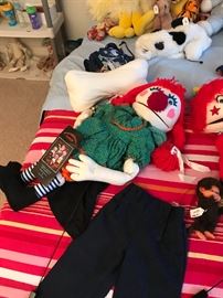 Assortment Of Childrens Toys And Games ~ Some Vintage