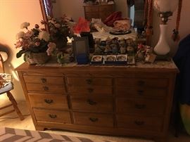 Maple Dresser w/Mirror