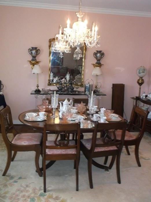 Mahogany dining suite w/lyre back chairs, crystal chandelier