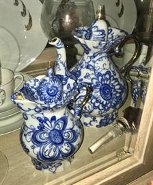 Teapots and Teacups