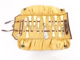 Complete Antique Griffon Leather Traveling Vanity Grooming Roll Up Case
