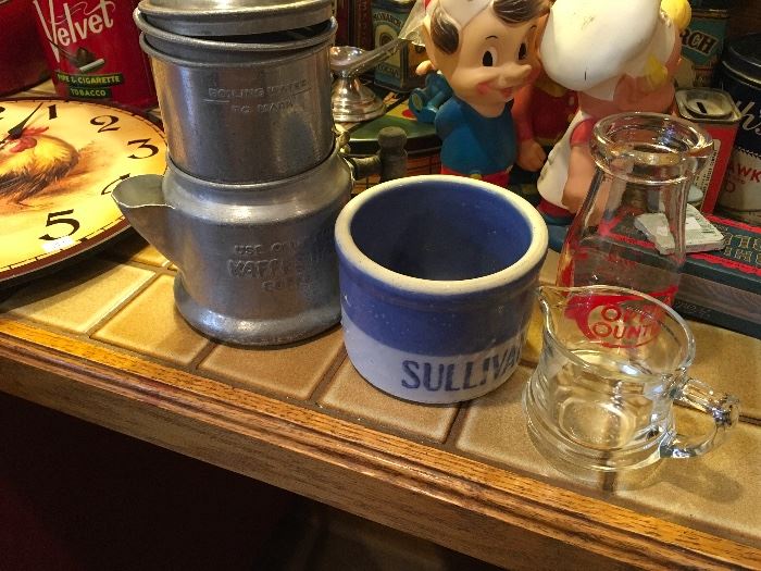 Sullivans and Kellogg coffee pot collectables.