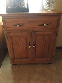 Wood chest, small