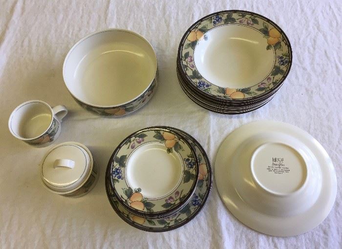 Mikasa Stoneware "Garden Harvest" pattern set of Dinner Plates, Salad/Dessert Plates, Rim Soup Bowls, Vegetable Serving Bowl