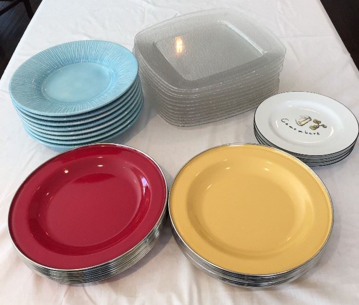 Party Time for these Brightly Colored Plates