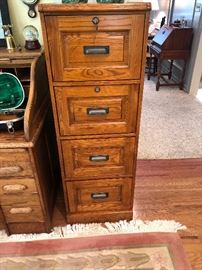 Very nice Oak filing cabinet with key