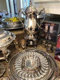 Lots of very nice silver plate 