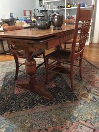 Draw Leaf table