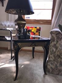 “Et Cetera” by Drexel End Table
Peggy Karr Plate
Ethan Allen Table Lamp
Gorham Crystal