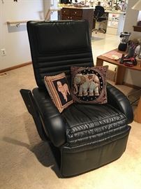  Family Heritage Estate Sales, LLC. New Jersey Estate Sales/ Pennsylvania Estate Sales. 
