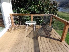 Patio Table, Chase Lounge, Chair