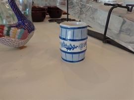 Blue Delft Tooth Pic Holder