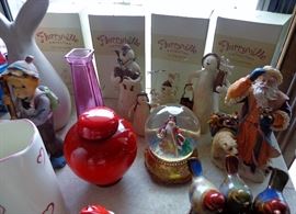 Flurryville Collection, Misc Christmas Decor, Musical Snow Globe