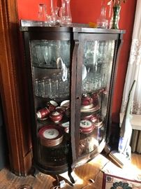Vintage rounded display