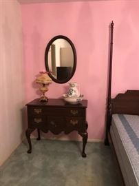Antique Ethan Allen Mahogany Vanity with Free Floating Mirror, Vintage Lamp, Basin & Pitcher 