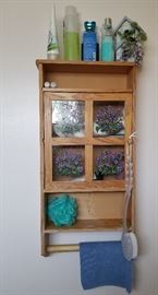 Bathroom wall cabinet