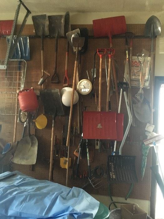 Many yard tools