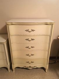 Nice Chest of Drawers
