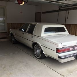 1984 Chrysler Fifth Avenue with only 19XXX miles Runs