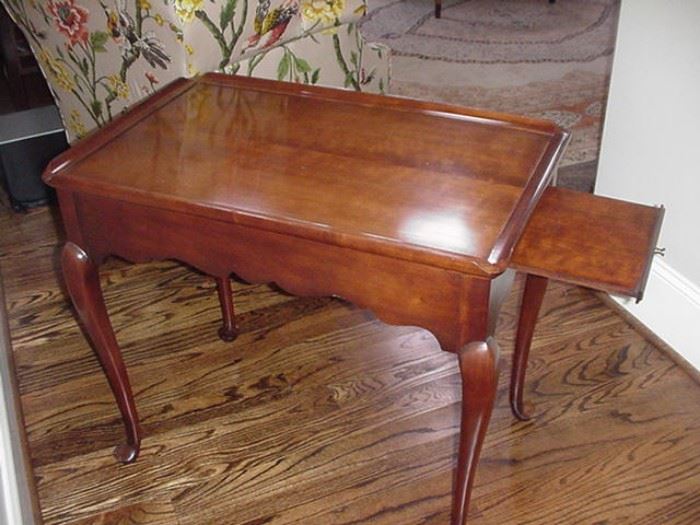 Mahogany tea table