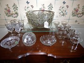 Forstoria "American" punch bowl with cups